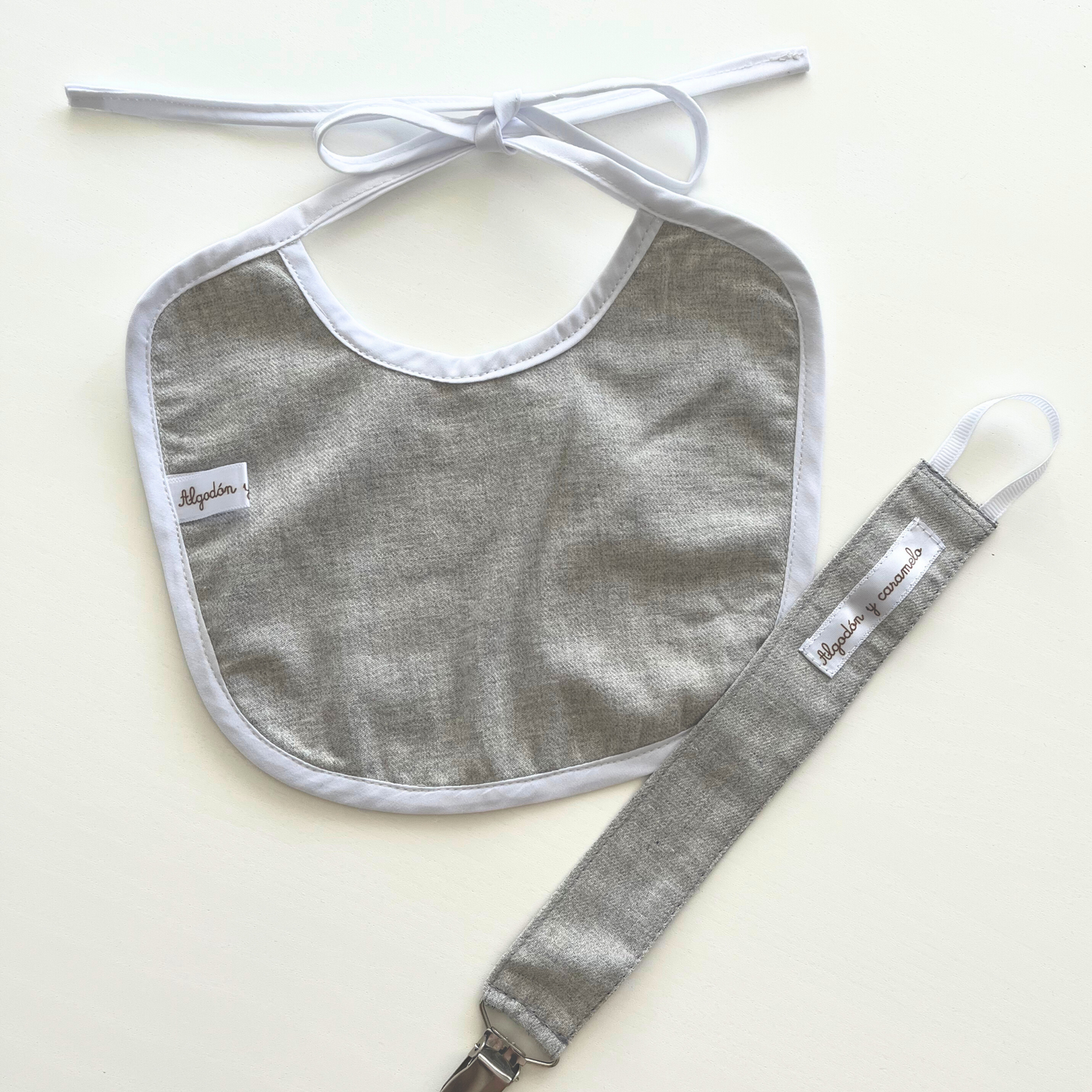 Chupetero colección Gris Perla